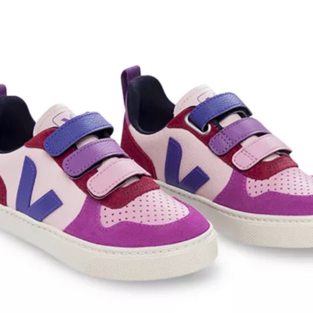 Veja Kids Sneakers in Pink and Purple